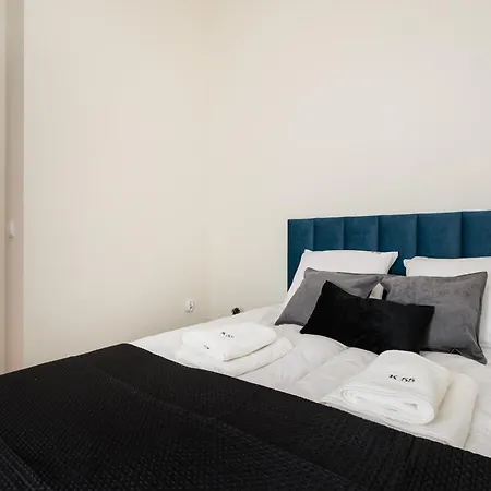 Apartamento Krowoderska 55 - By Upstairs Cracóvia