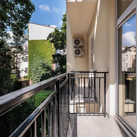 Krowoderska 55 - By Upstairs *