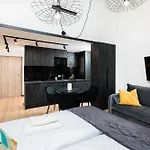 Krowoderska 55 - By Upstairs Apartamento *
