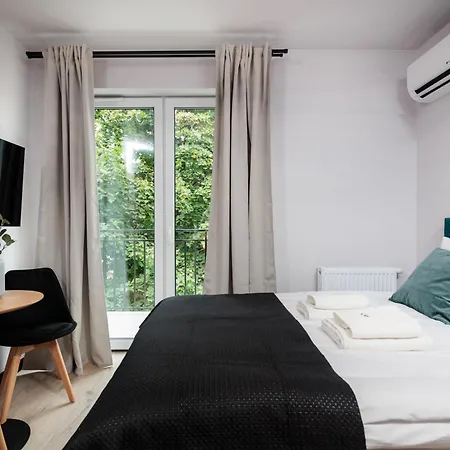 Krowoderska 55 - By Upstairs Apartment Krakow