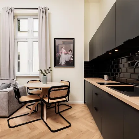 Krowoderska 55 - By Upstairs Apartment