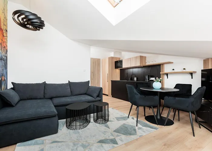 Krowoderska 55 - By Upstairs Διαμέρισμα Krasków