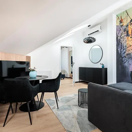 Krowoderska 55 - By Upstairs *