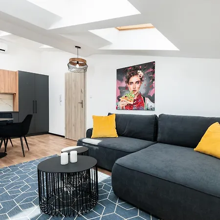 Krowoderska 55 - By Upstairs *