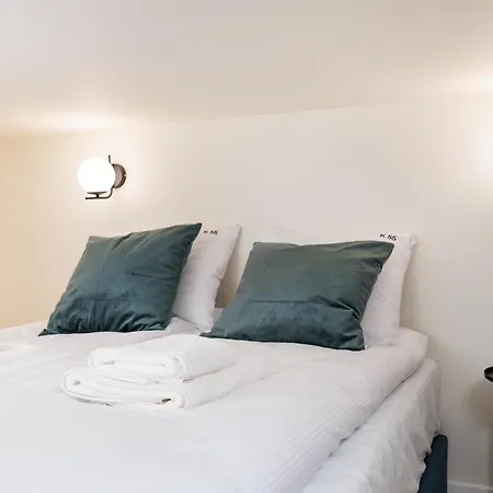 Apartamento Krowoderska 55 - By Upstairs Cracóvia
