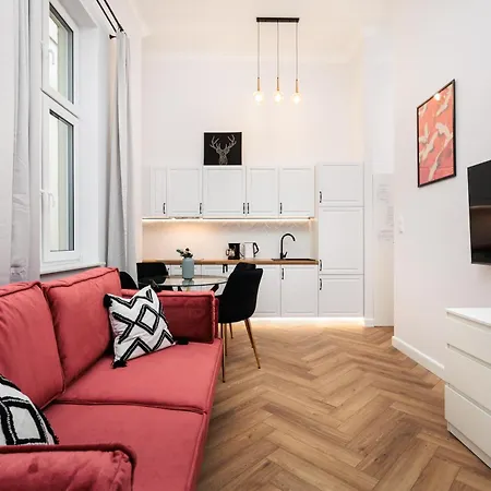 Krowoderska 55 - By Upstairs Apartment Krakow