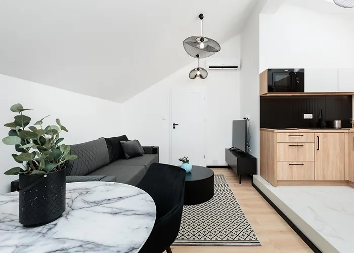 Daire Krowoderska 55 - By Upstairs Krakow