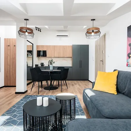 Krowoderska 55 - By Upstairs Apartment Krakau