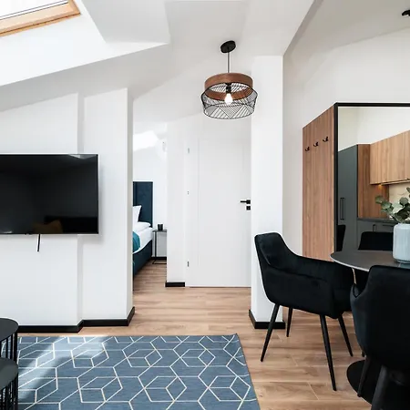 Krowoderska 55 - By Upstairs Apartment Krakau