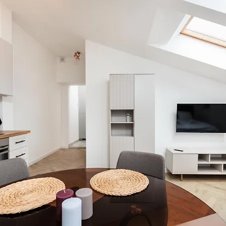 Krowoderska 55 - By Upstairs